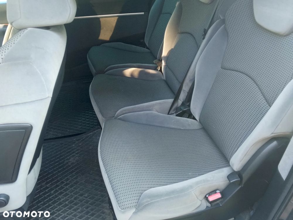 Peugeot 807 2.0 HDi Premium - 16