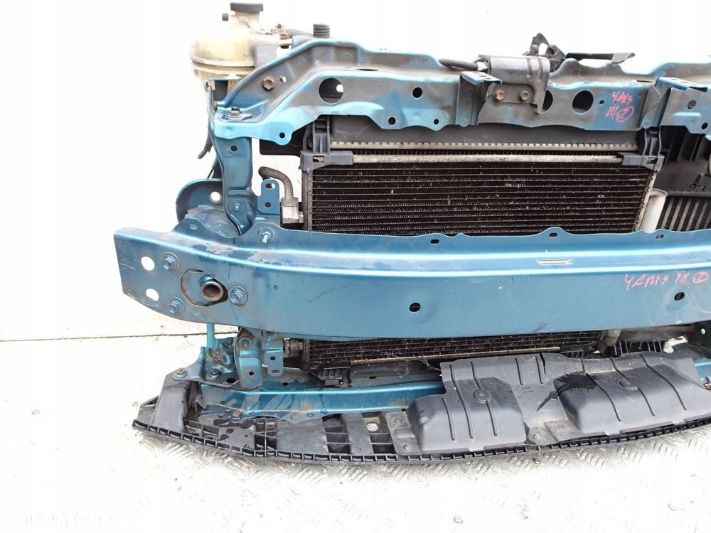 pas przedni chłodnice kpl. toyota yaris iii 1.4 d4d - 5