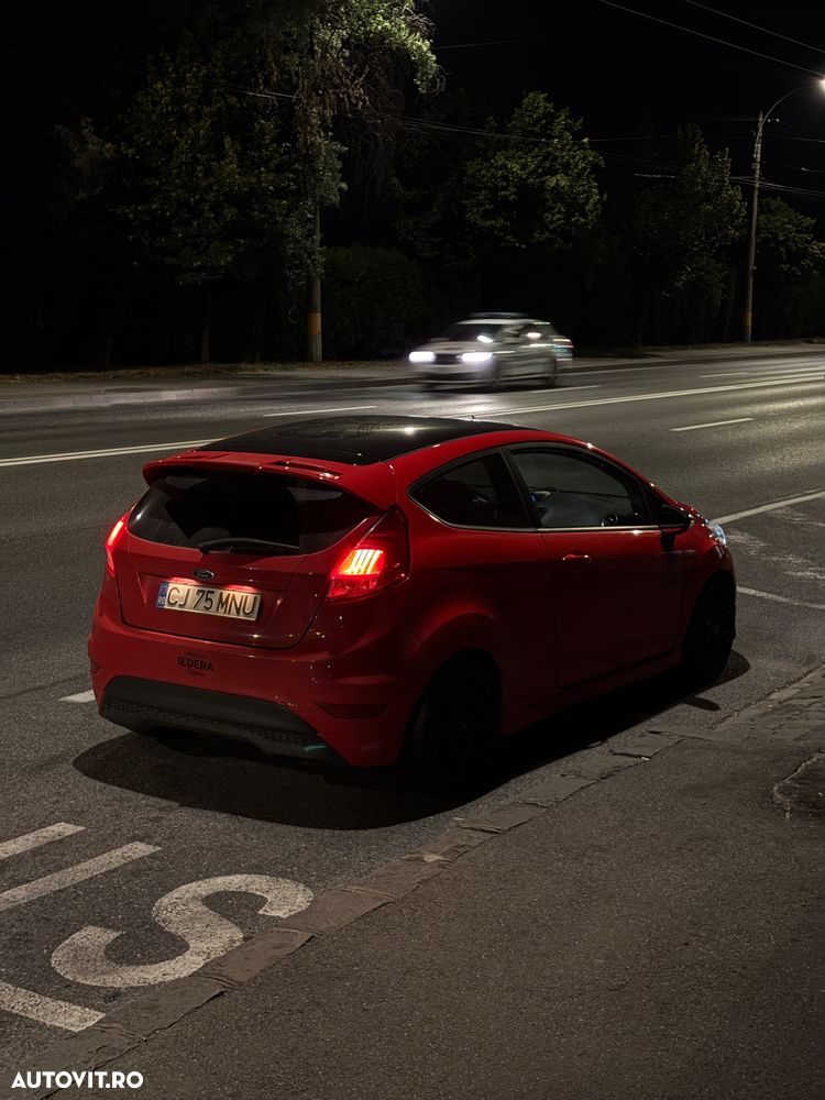 Ford Fiesta - 9