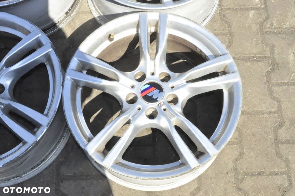 F30 F32 F34 F36 FELGI ALUMINIOWE 18 5X120 M-PAKIET 8 I 8,5 - 7