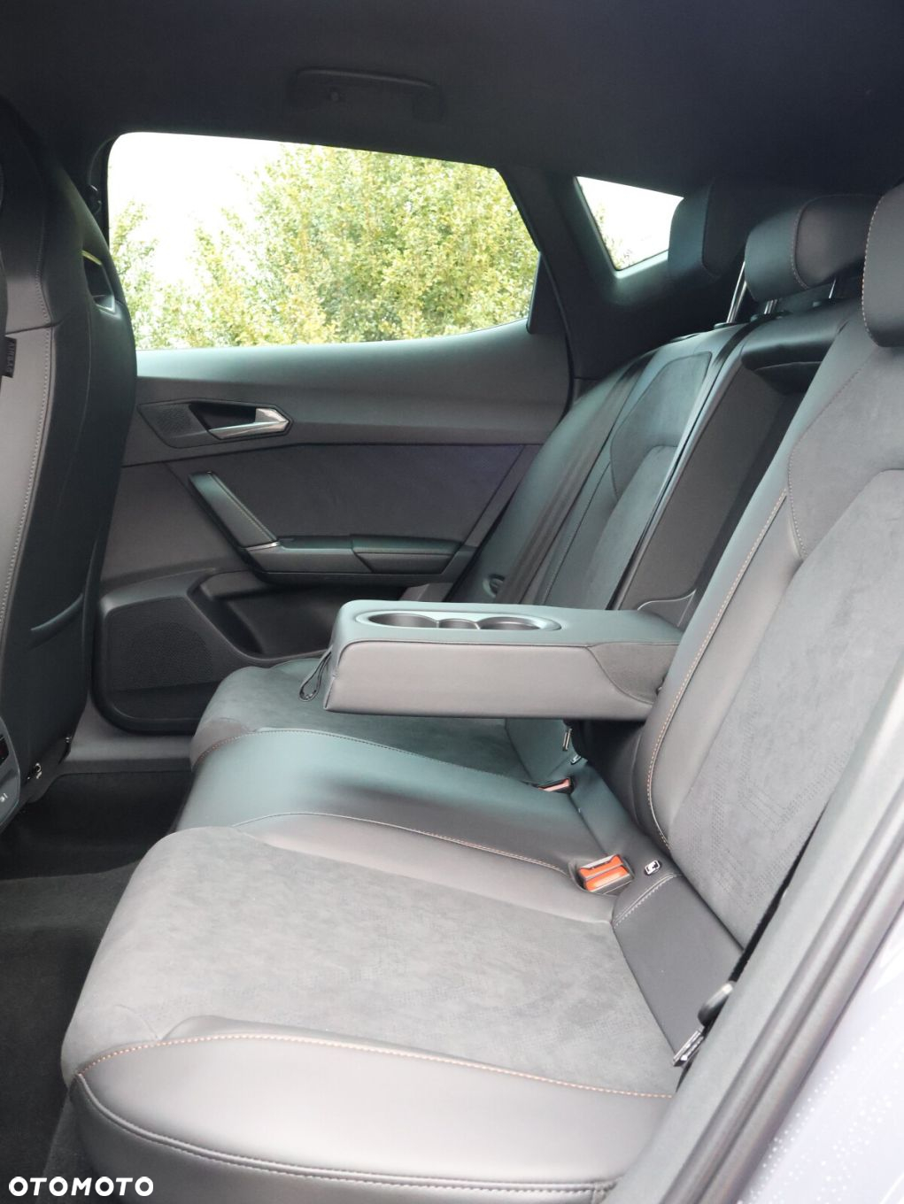 Cupra Formentor 1.5 eTSI mHEV DSG - 40