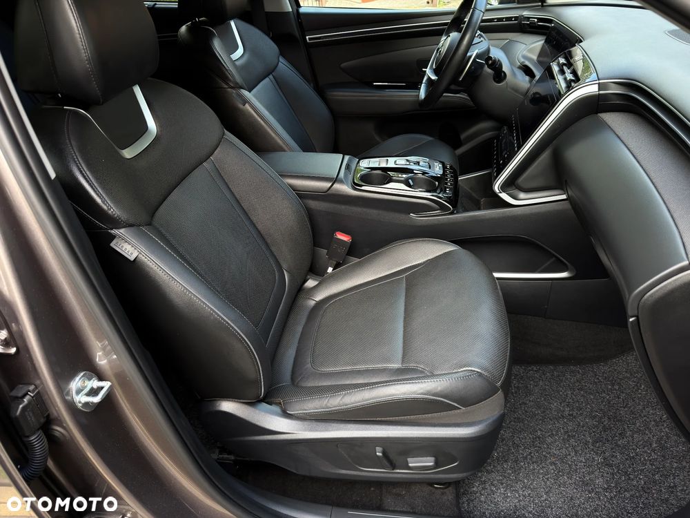 Hyundai Tucson 1.6 T-GDi HEV Platinum 4WD - 25