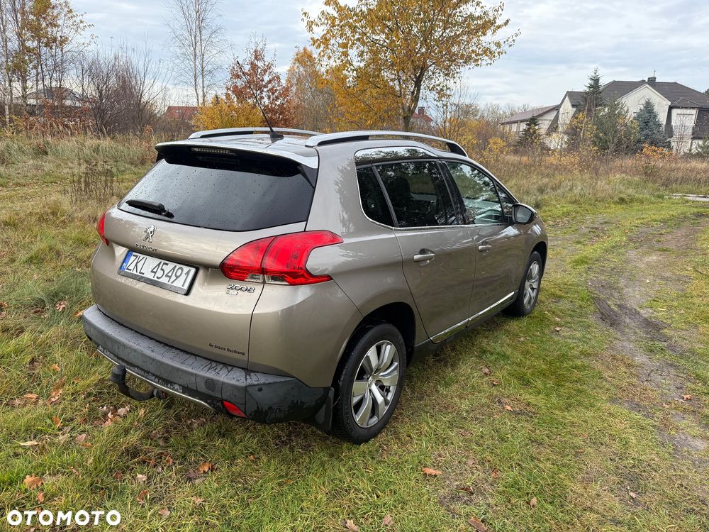 Peugeot 2008 82 e-VTI ETG5 Allure - 4