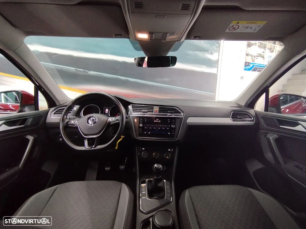 VW Tiguan 2.0 TDI Confortline - 13