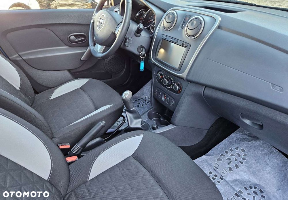 Dacia Sandero Stepway - 9