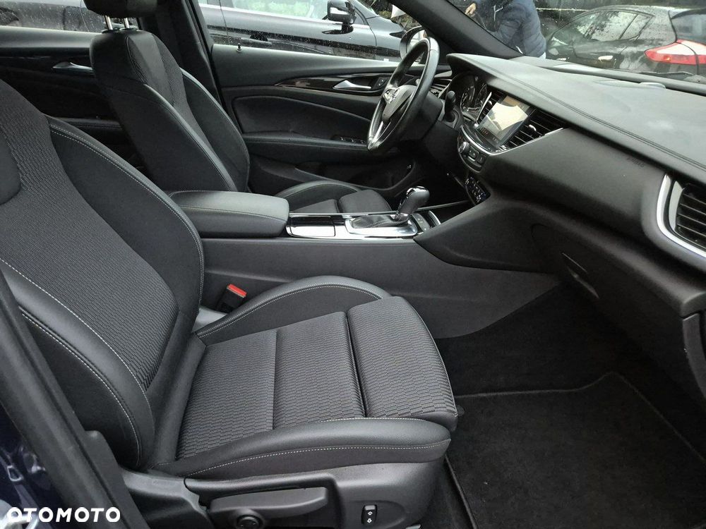 Opel Insignia - 29