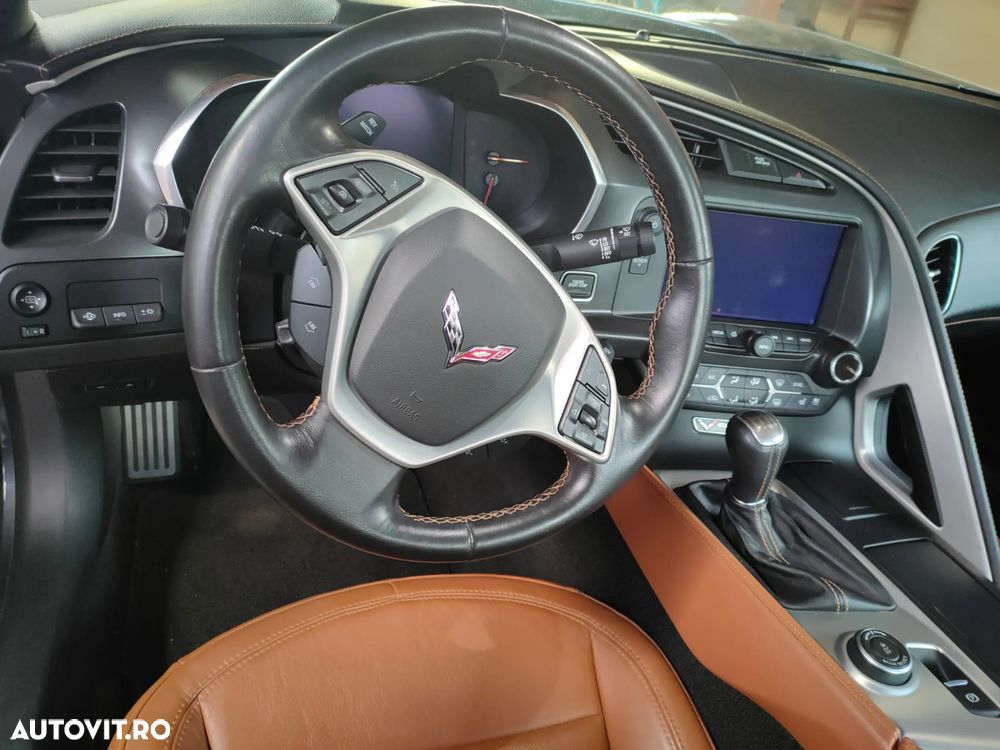 Chevrolet Corvette Stingray LT1 6.2 V8 - 12