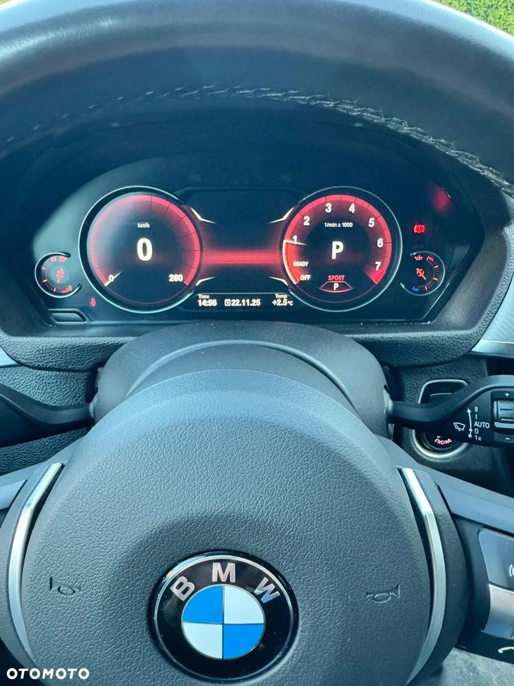 BMW Seria 3 330i xDrive M Sport Shadow - 15