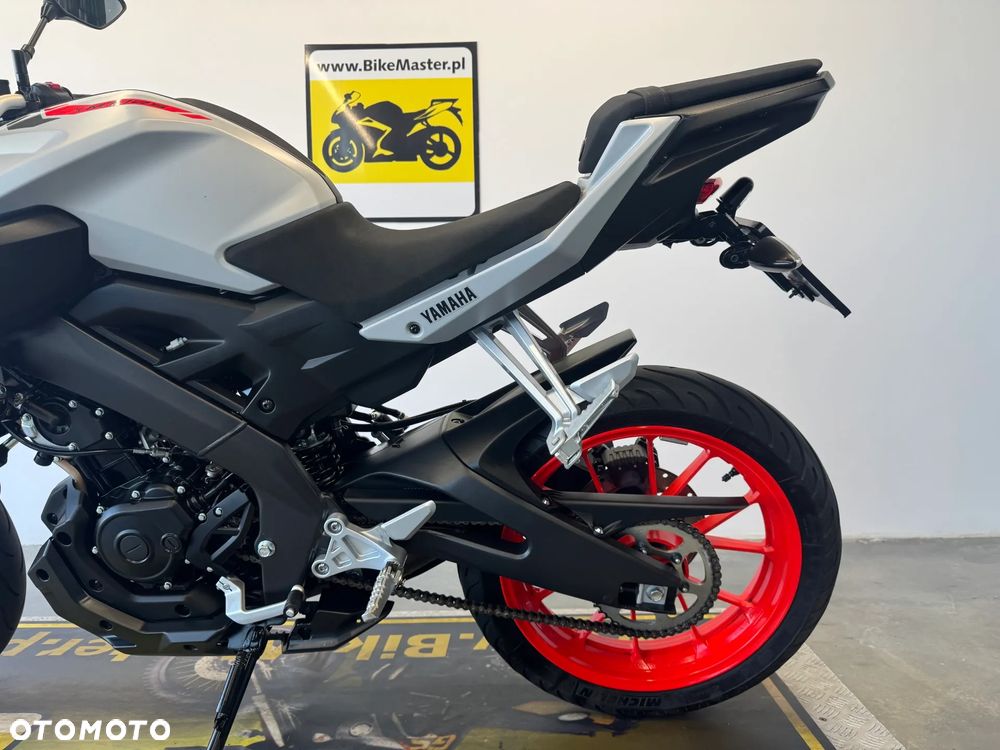 Yamaha MT - 26