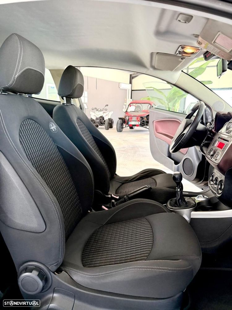 Alfa Romeo MiTo 1.3 JTD Progression — fotografia 16