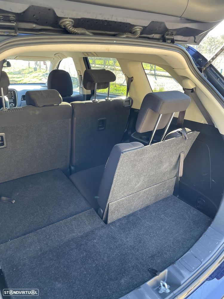 Mitsubishi Outlander 2.0 2WD CVT Active+ - 18