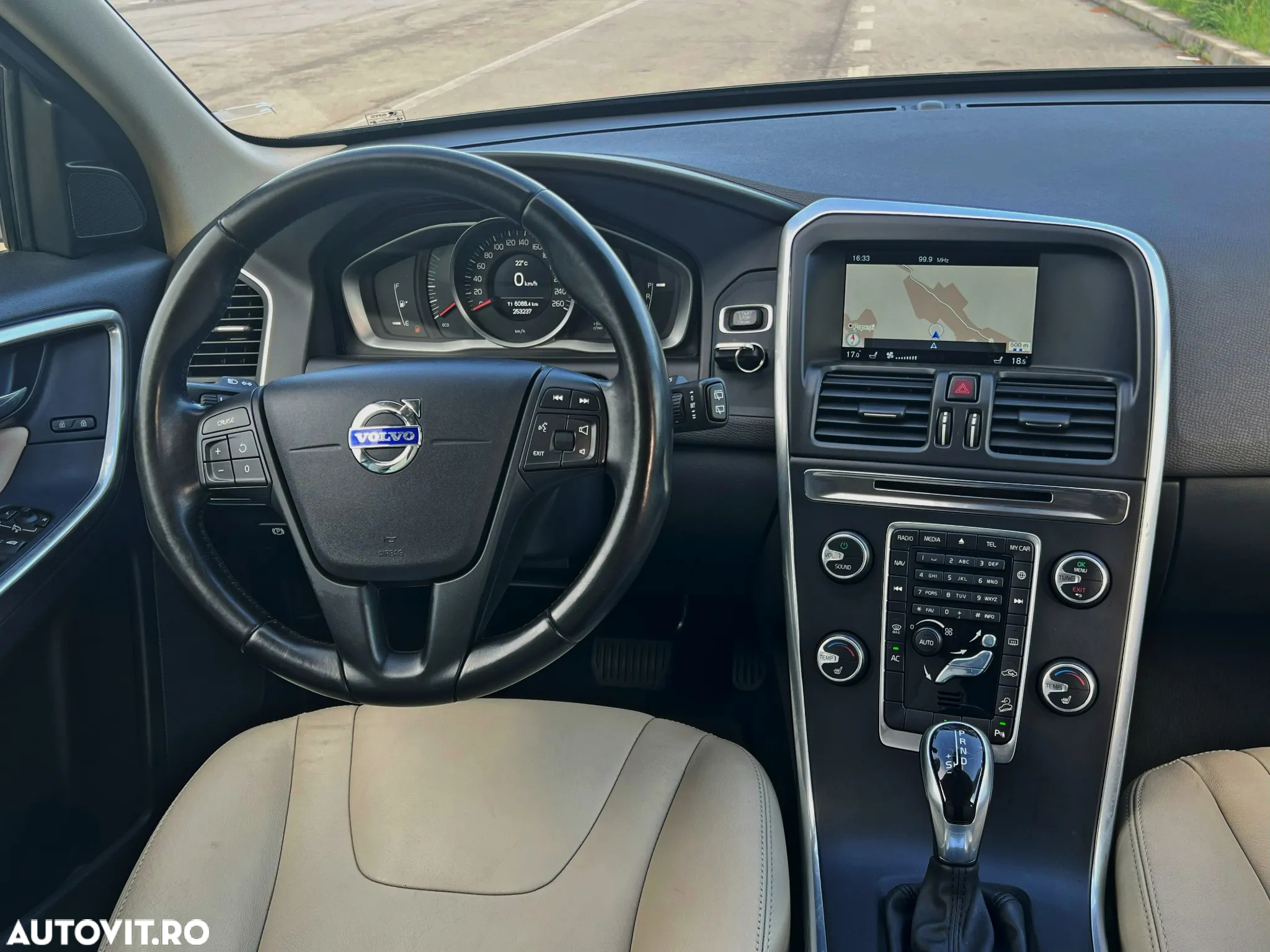 Volvo XC 60 D4AWD Kinetic - 11