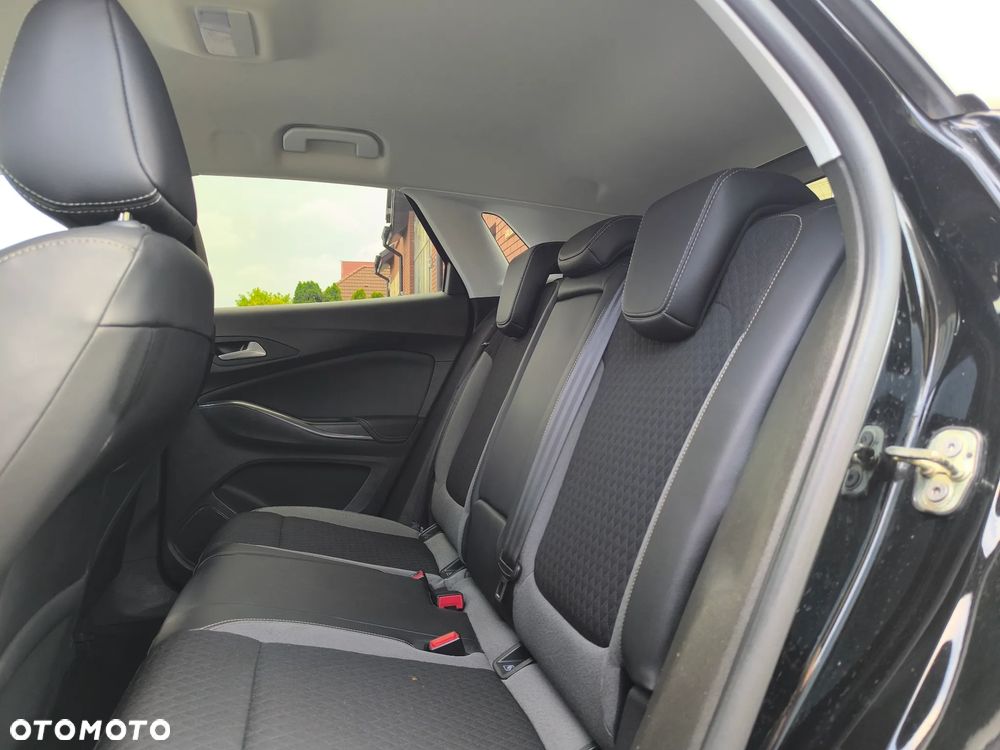 Opel Grandland X - 11
