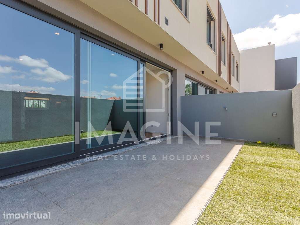 Moradia T3 nova em aires com Vista Castelo de Palmela - Grande imagem: 5/52