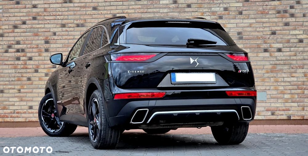 DS Automobiles DS 7 Crossback 1.6 E-Tense Performance Line + - 7