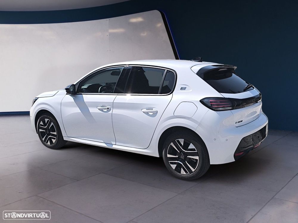 Peugeot e-208 - 8