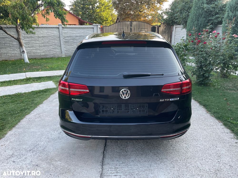 Volkswagen Passat - 11
