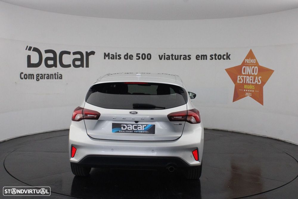 Ford Focus 1.0 EcoBoost MHEV Connected Design — fotografia 4