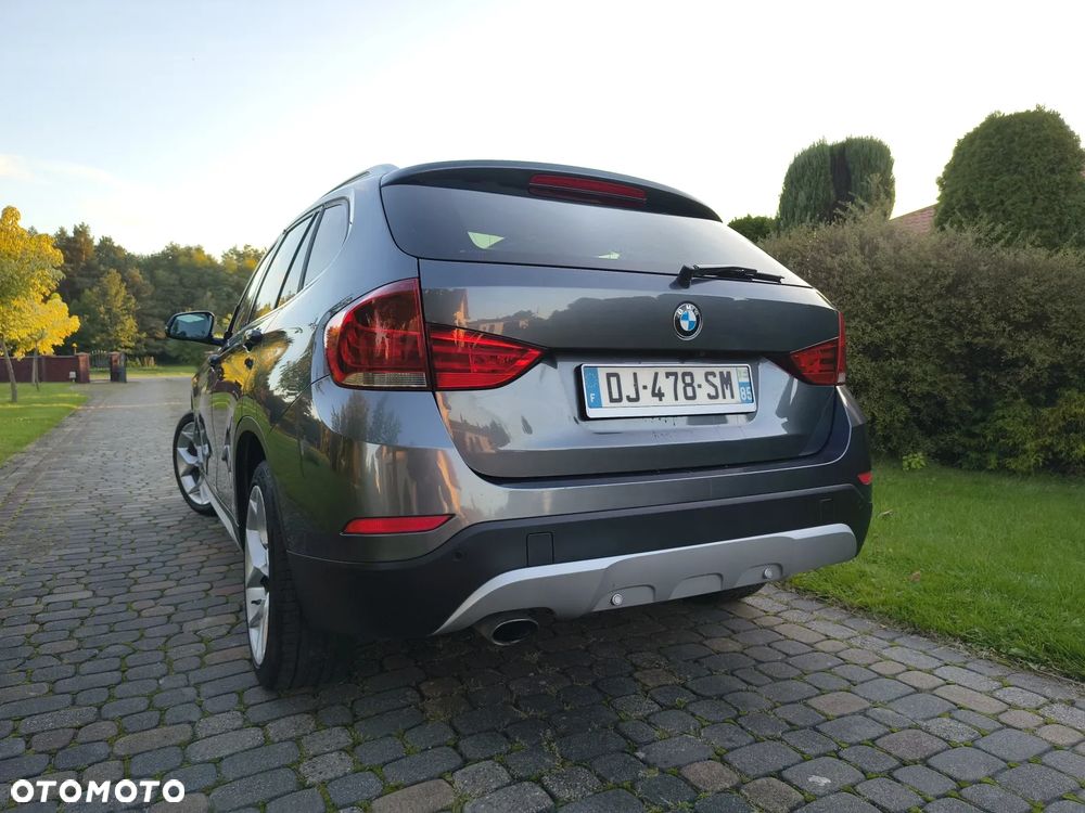 BMW X1 xDrive18d - 28
