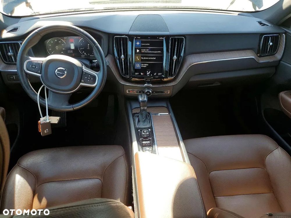 Volvo XC 60 T6 AWD Geartronic Momentum - 7