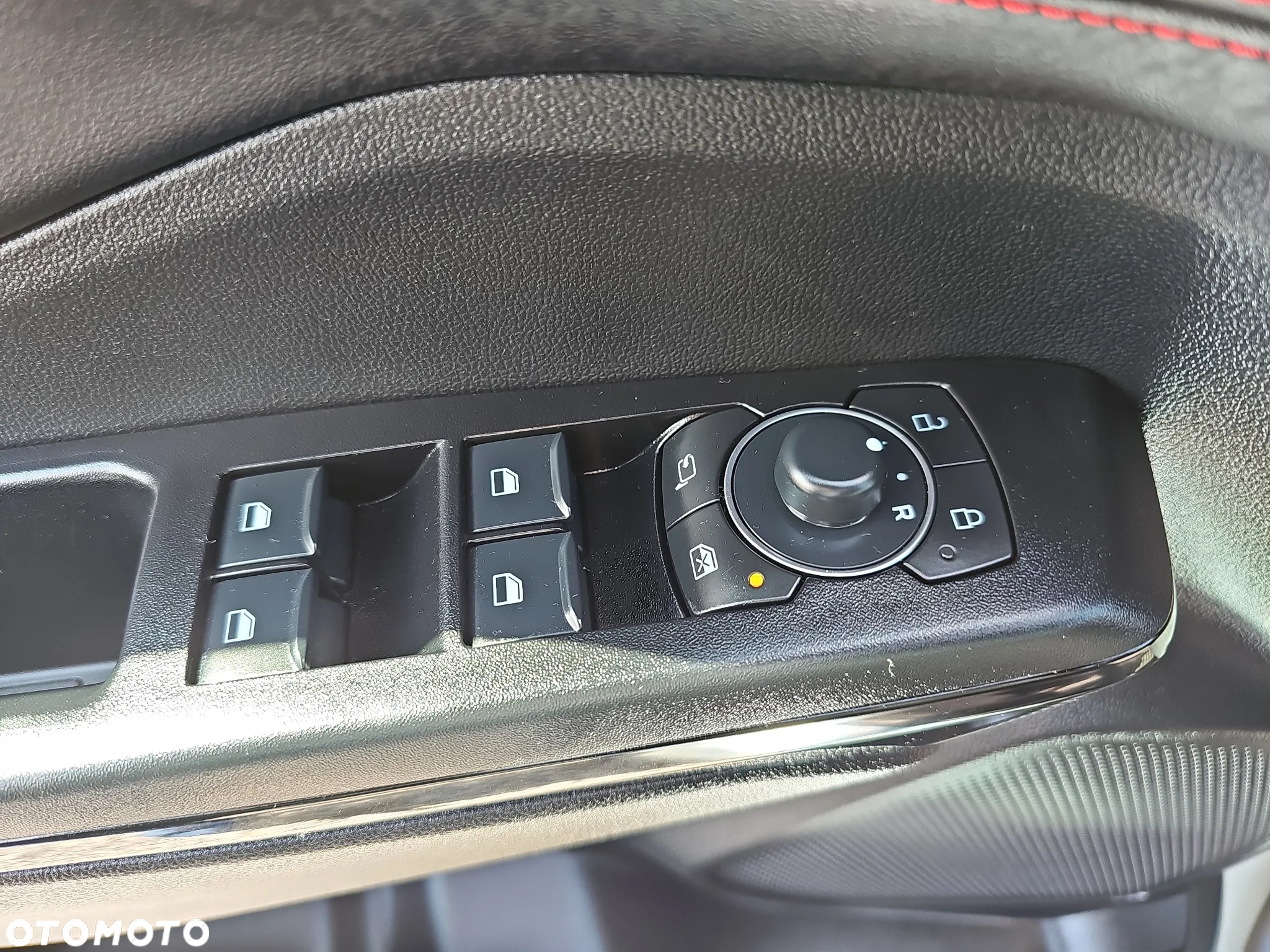 Ford Puma 1.0 EcoBoost mHEV ST-Line X PowerShift - 19