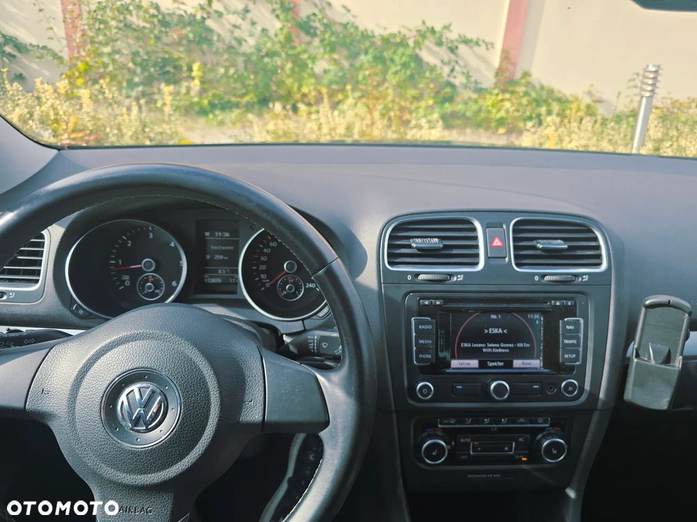 Volkswagen Golf 2.0 TDI DPF 4Motion MATCH - 17