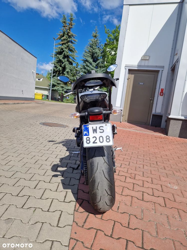 Yamaha MT - 20
