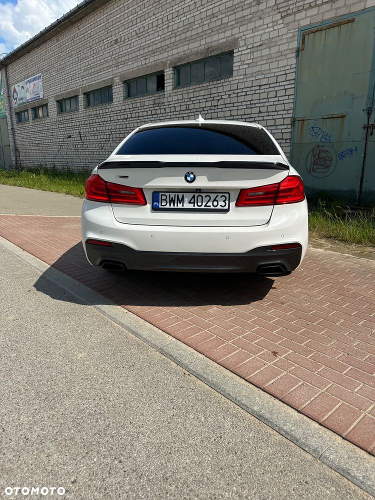 BMW Seria 5 520d xDrive M Sport sport - 9