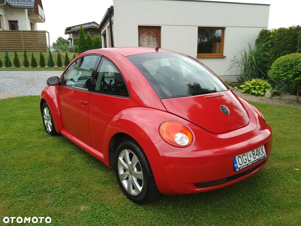 Volkswagen New Beetle - 6