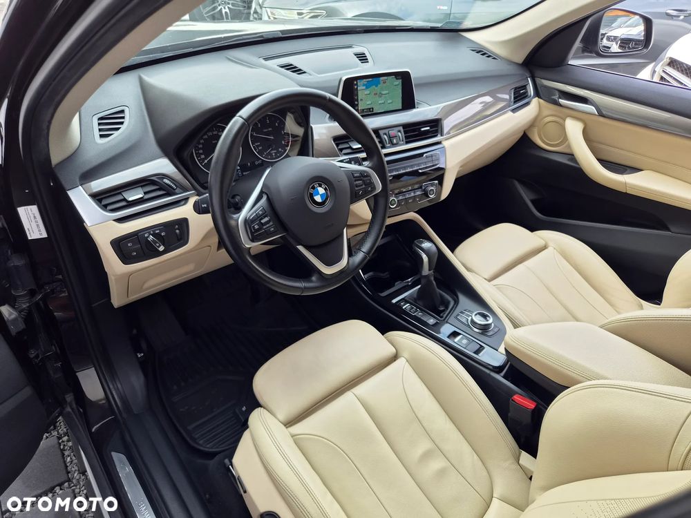 BMW X1 xDrive18d xLine sport - 11