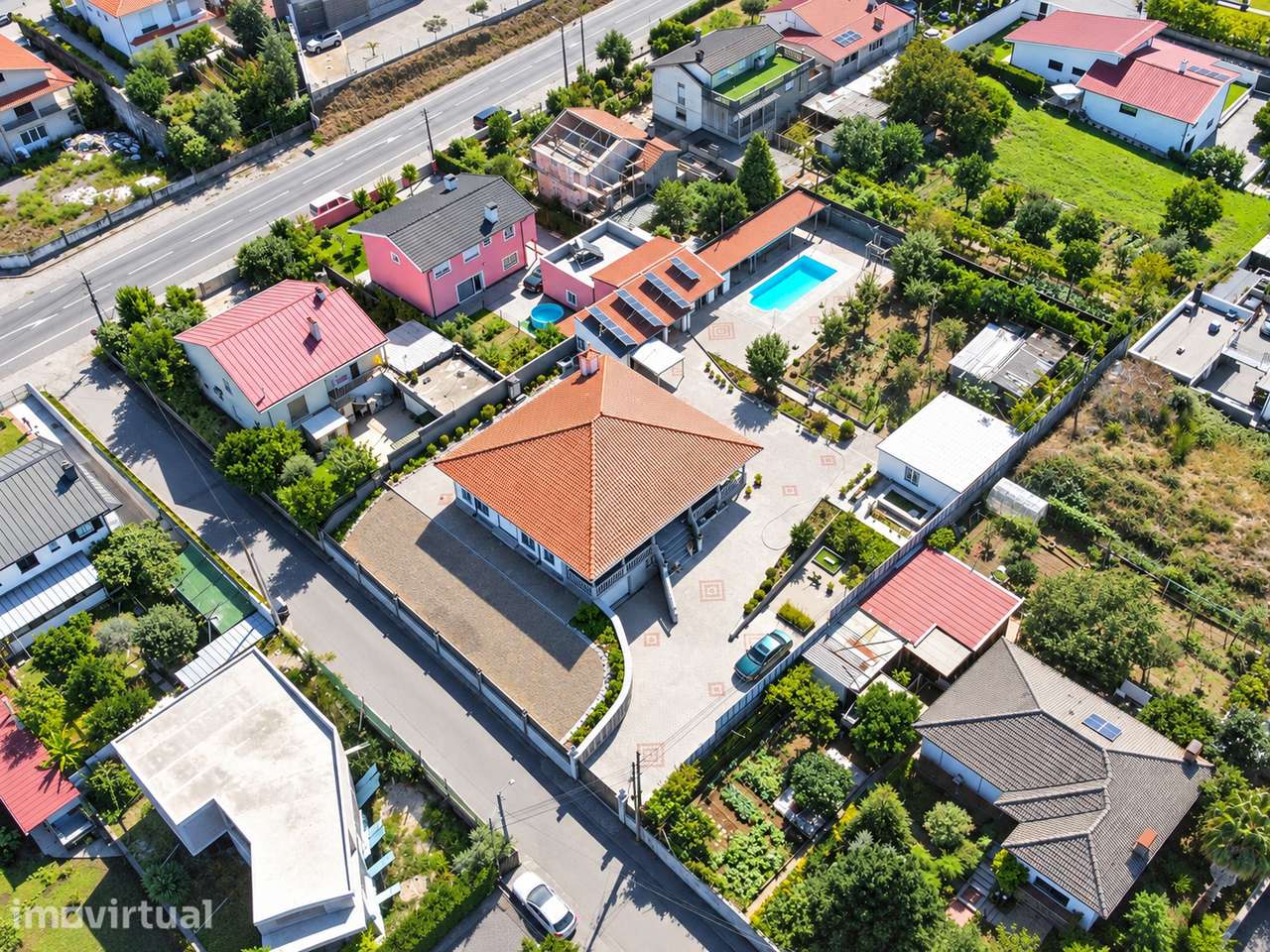 Moradia T4 com Piscina em Trandeiras – Braga - Grande imagem: 3/33