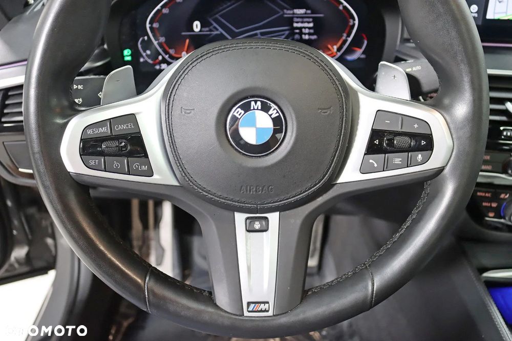 BMW Seria 5 530i xDrive M Sport Edition - 12