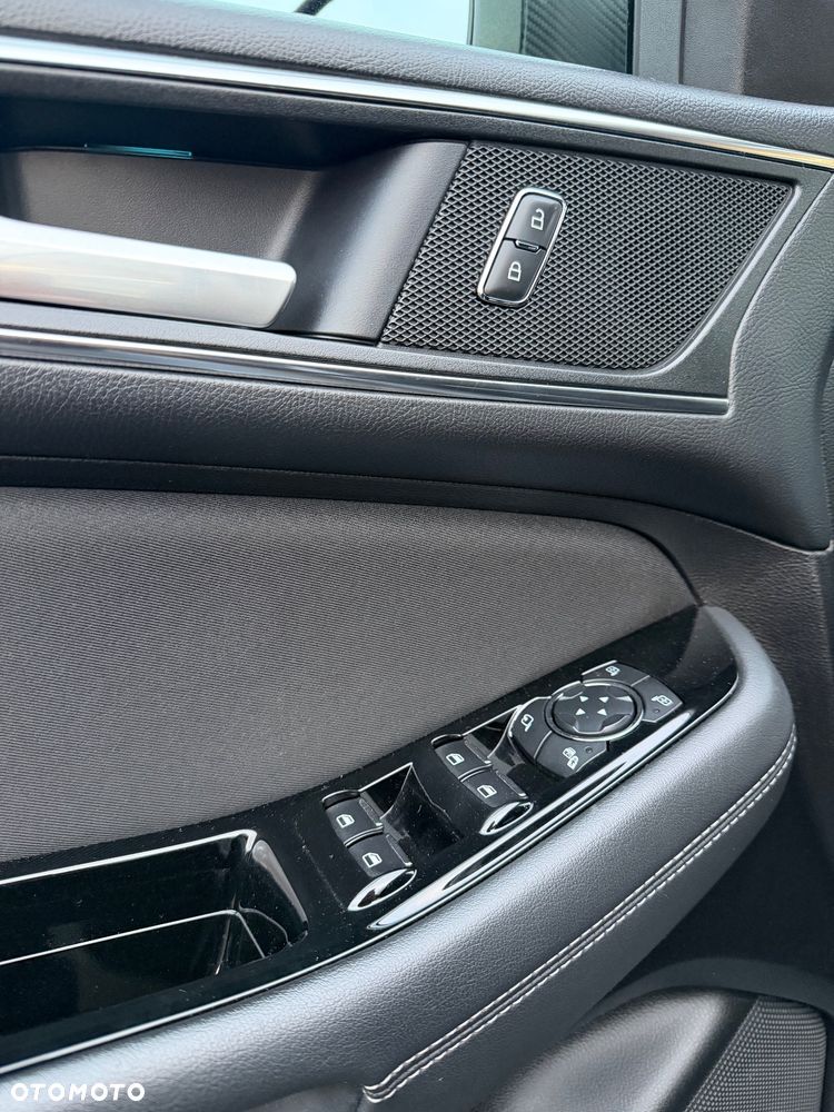 Ford S-Max 2.0 EcoBlue AWD Titanium - 9