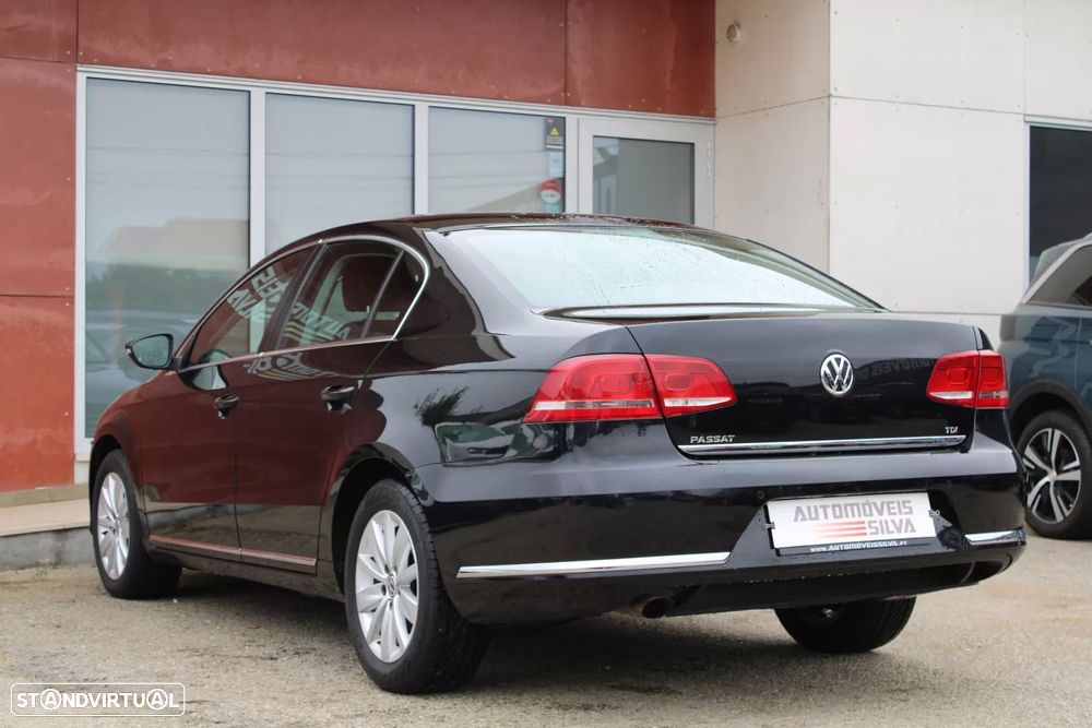 VW Passat 1.6 TDI Confortline - 13