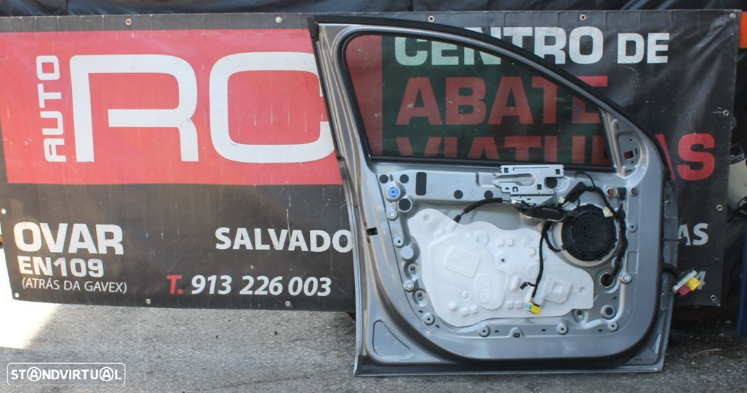 Porta da Frente do Lado Direito Peugeot 308 - 2