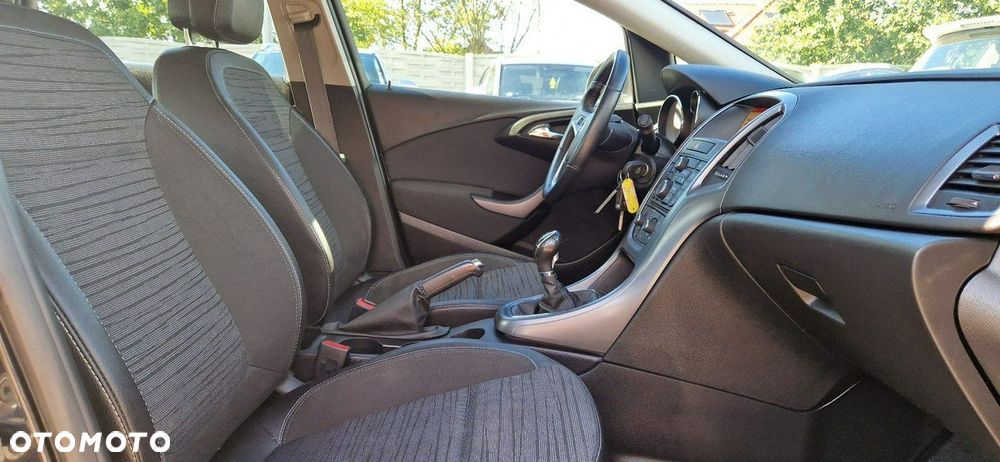 Opel Astra - 19