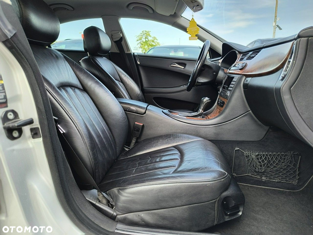 Mercedes-Benz CLS - 16
