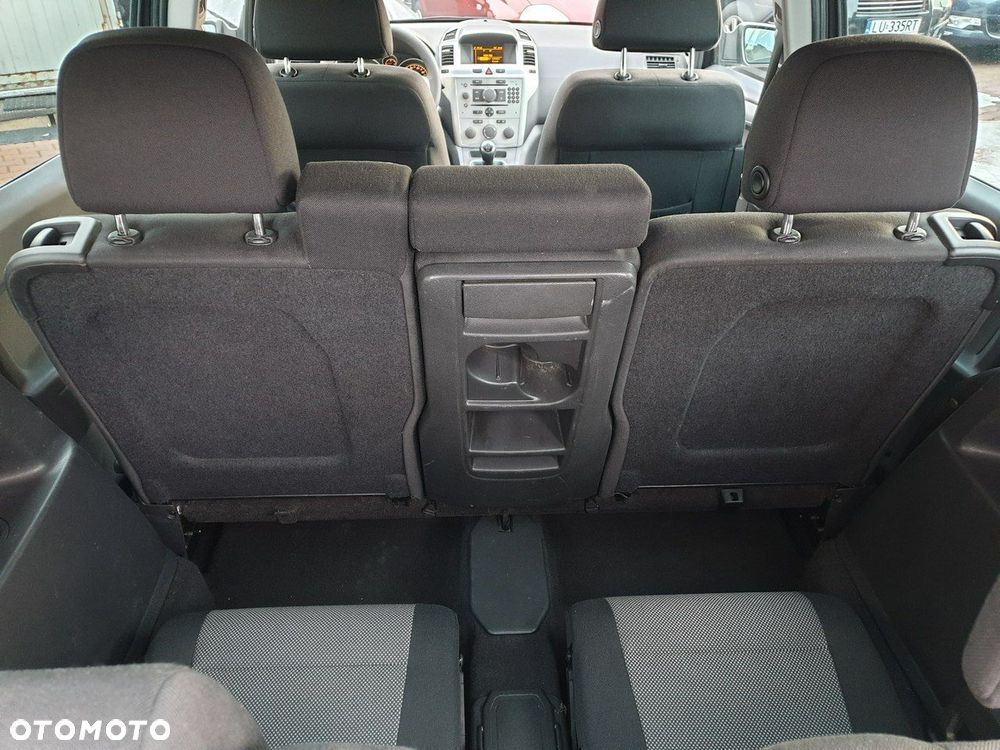 Opel Zafira 1.8 Active - 21