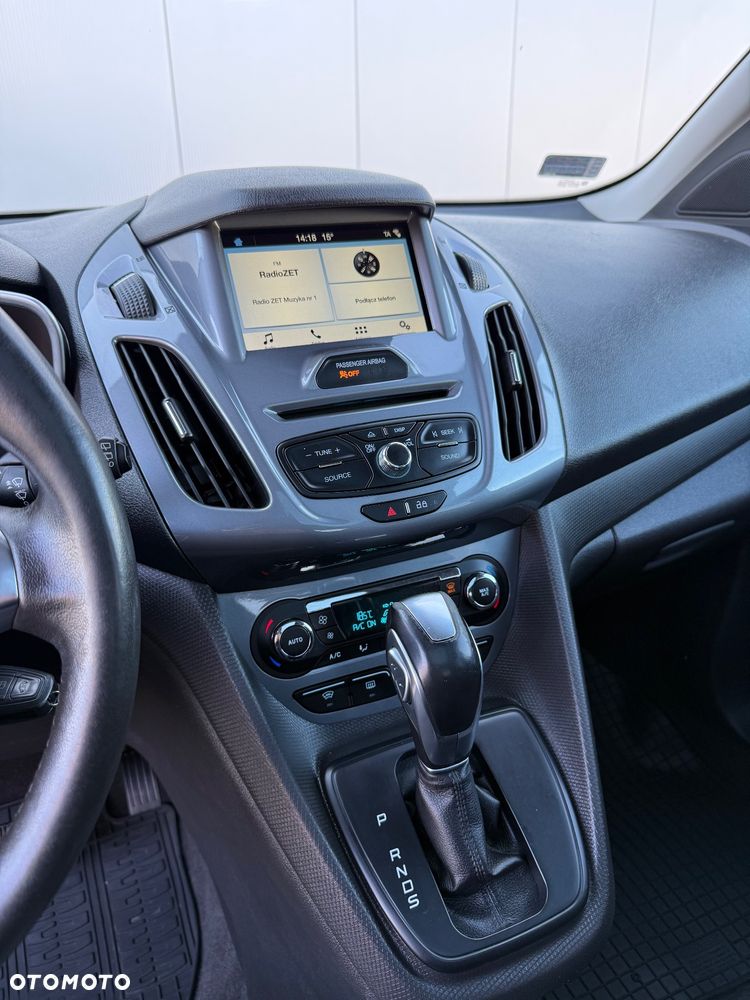 Ford Tourneo Connect 1.5 EcoBlue Titanium PowerShift - 24