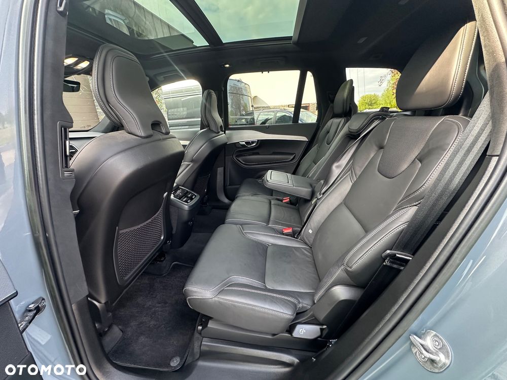 Volvo XC 90 B5 D AWD Ultimate Dark - 12