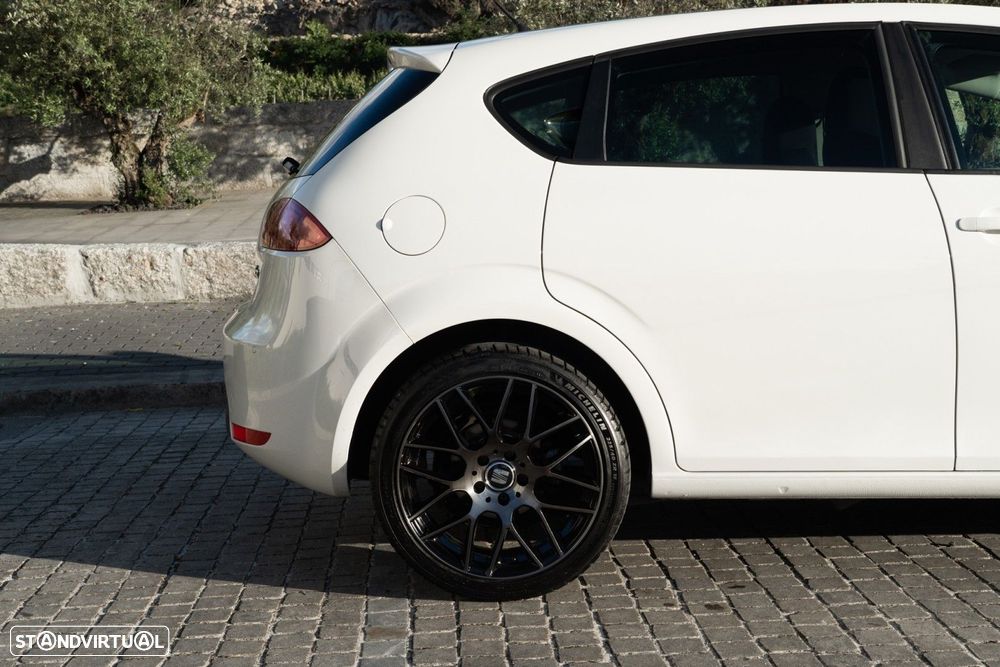SEAT Leon 2.0 TDI FR DPF - 37
