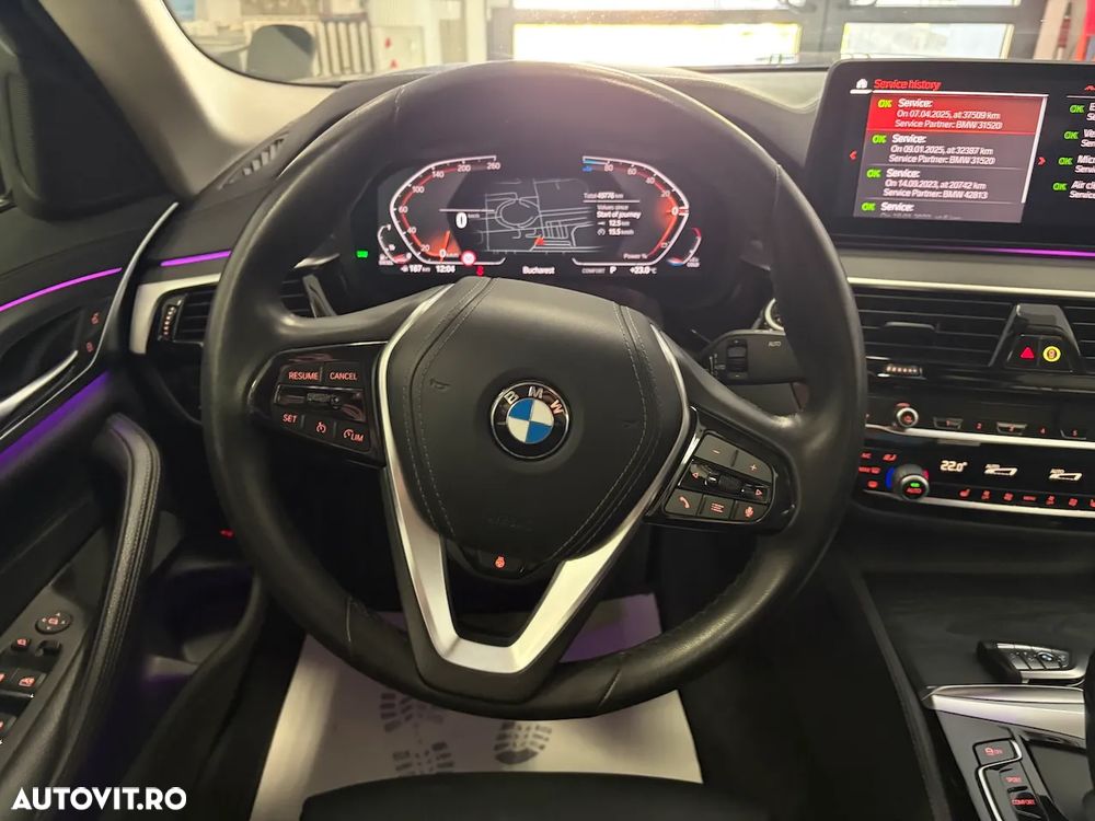 BMW Seria 5 520d xDrive AT MHEV - 27
