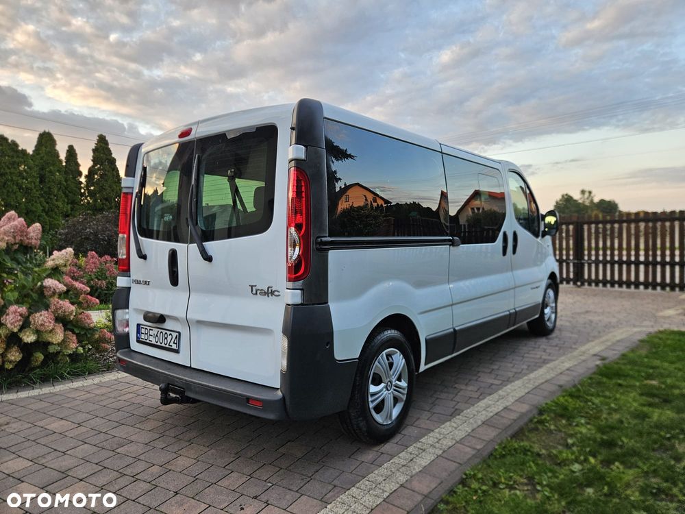 Renault Trafic Passenger Expression - 4
