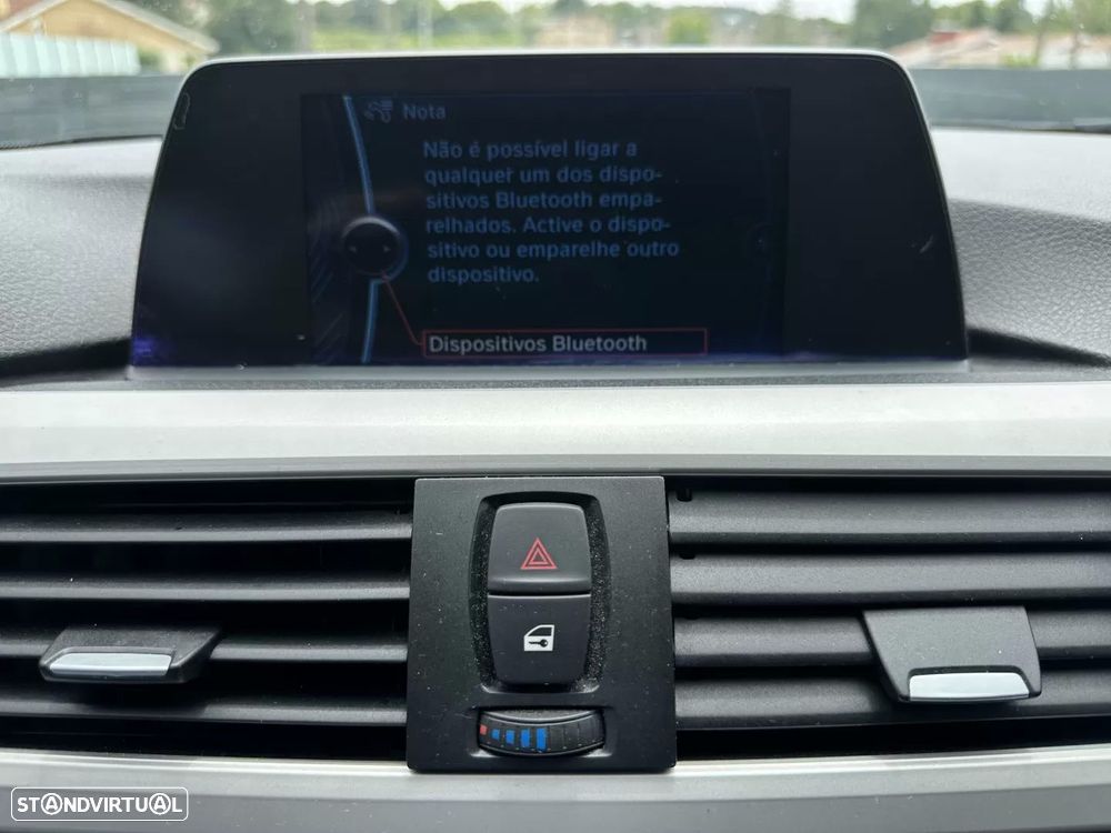 BMW 320 d EfficientDynamics Line Sport - 49