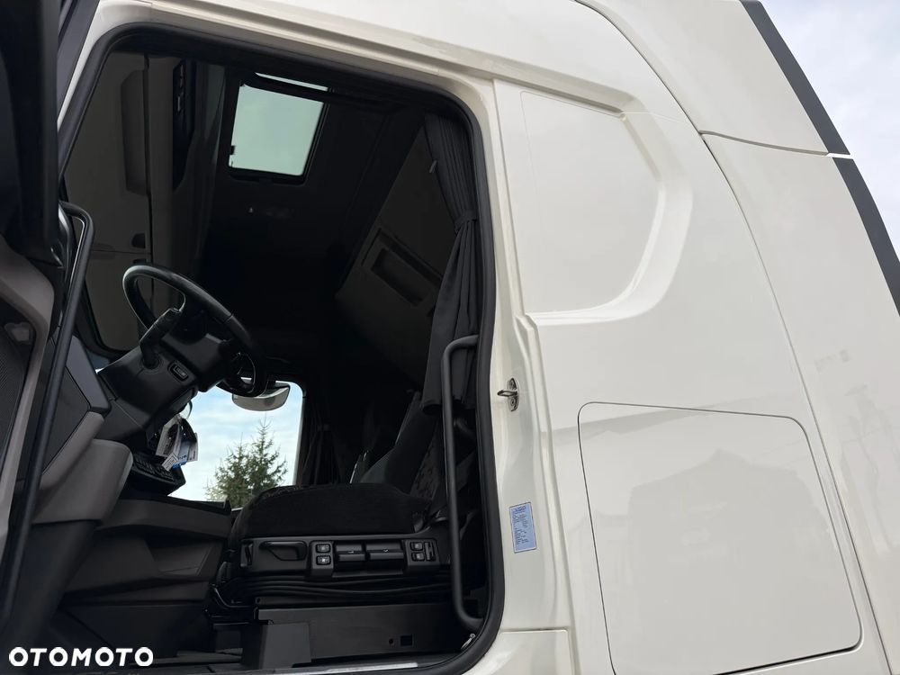 Scania S460/KLIMA P./RETARDER/NAVI/FULL LED/SPROWADZONA /1200 L - 23