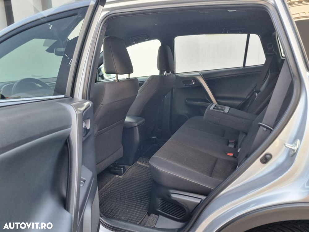 Toyota RAV4 2.5 4x4 Executive - 17