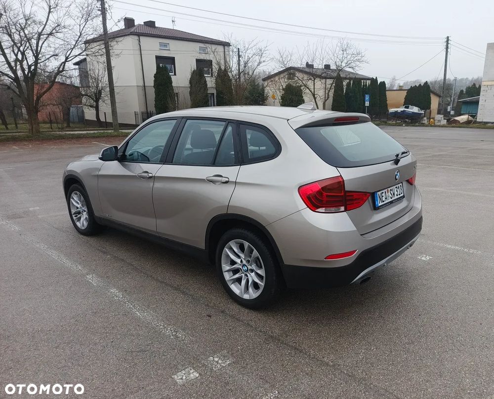BMW X1 sDrive18i Sport Line - 3