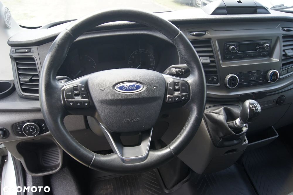 Ford Transit - 13