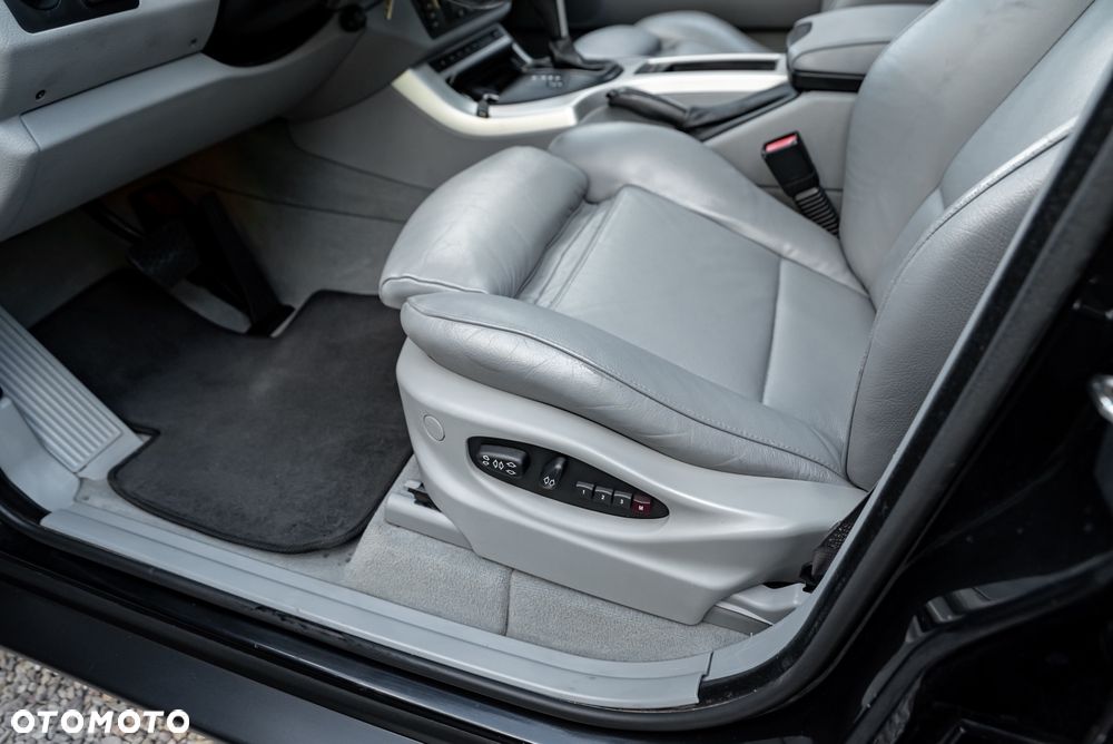 BMW X5 3.0 i - 18