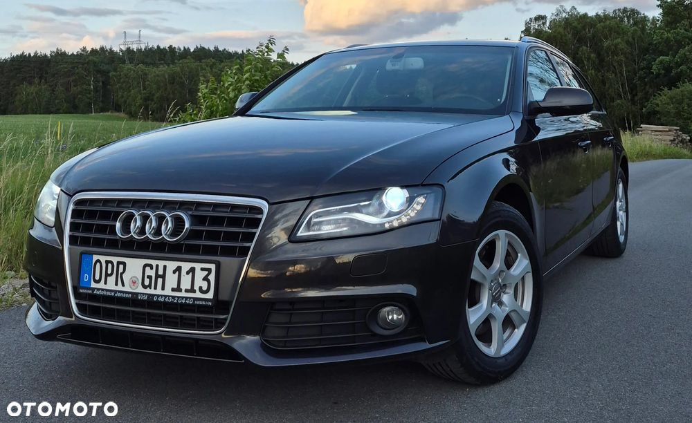 Audi A4 Avant - 1